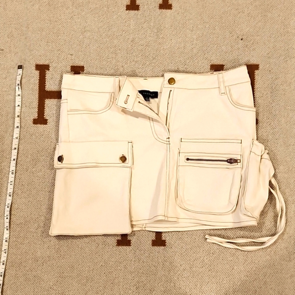 L off white mini skirt